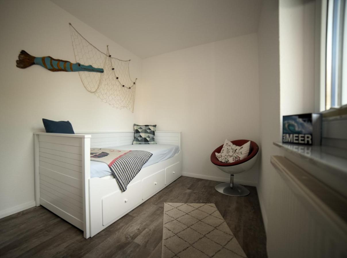 Schoene Ferienwohnung Breege Exterior photo
